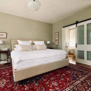 Premier Room, 1 King, Fireplace