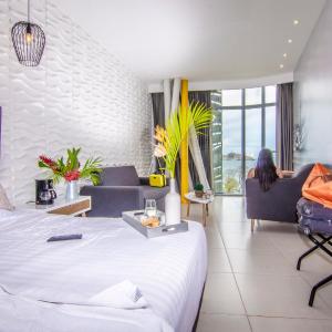Superior Room with Sea View