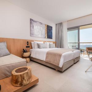 Junior Suite Sea Front with Balcony