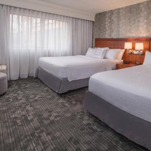 One-Bedroom Queen Suite with Two Queen Beds and Sofa Bed