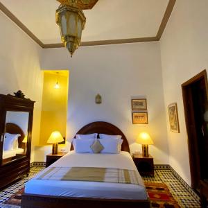 Executive Room - Ambre (2 Single Beds or 1 King Bed)