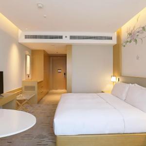 King Room - Mobility Accessible 