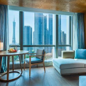 Deluxe King Room with River View