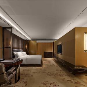 Executive King Room with Executive Lounge Access