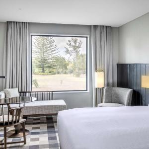 King Room with Garden View