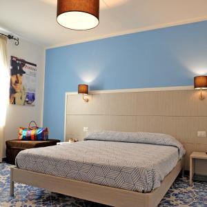 Quadruple Room with Terrace