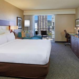 King Room with City View - Disability Access