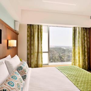 Suite, 1 Queen, Mountain view