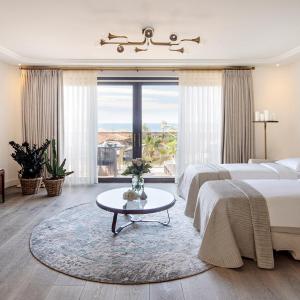 Panaroma One Bedroom Suite Sea View