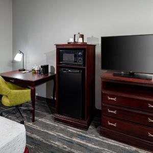 King Room - Hearing Access/Non-Smoking