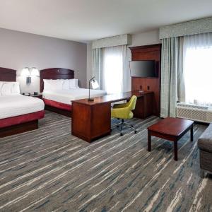 Queen Studio Suite with Two Queen Beds - Non-Smoking