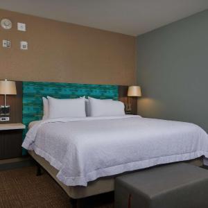 King Room - Non-Smoking