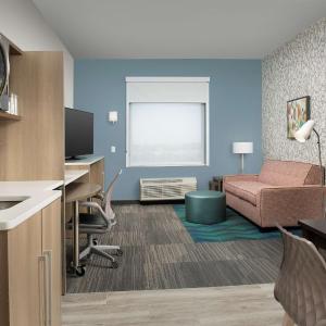 One-Bedroom King Suite - Non-Smoking