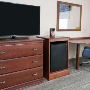 Queen Room with Two Queen Beds - Mobility and Hearing Access/Non-Smoking