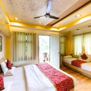 Queen Room with Balcony