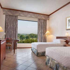 Twin Room - Club Access