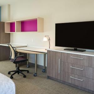 Queen Studio with Two Queen Beds - Mobility Access/Non-Smoking