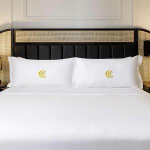 Deluxe King Room with City View