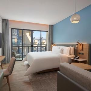 King Room with Balcony