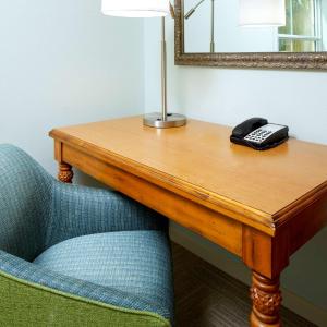 Room with Two Queen Beds - Non-Smoking
