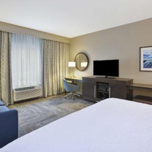 King Room with Sofa Bed - Non-Smoking