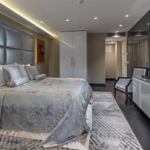 Grand Luxury King Room