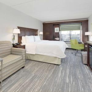 King Room with Sofa Bed - Non-Smoking