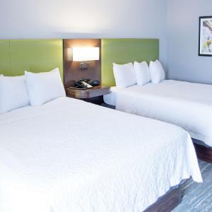 Room with Two Queen Beds - Non-Smoking