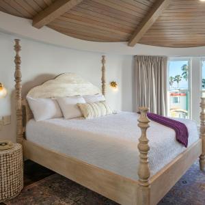 King Suite with Ocean View