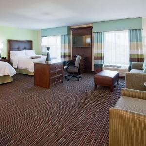 Queen Studio Suite with Two Queen Beds - Non-Smoking
