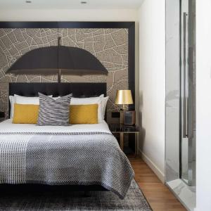 Townhouse King Suite (2 Adults + 2 Children)