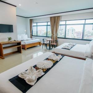 Deluxe Family Room
