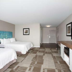 Queen Room with Two Queen Beds - Mobility and Hearing Access/Non-Smoking