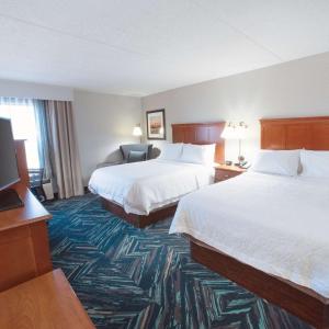 Room with Two Queen Beds - Non-Smoking