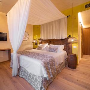 Junior Suite with Garden View