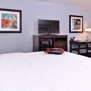 King Room with Sofa Bed - Non-Smoking