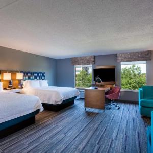 Queen Studio Suite with Two Queen Beds - Non-Smoking