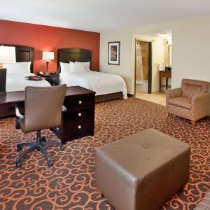 Queen Studio Suite with Two Queen Beds - Non-Smoking
