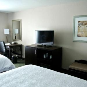 Queen Room with Two Queen Beds (4 Adults)