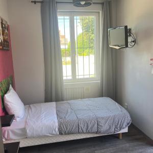 Single Room with Private Bathroom