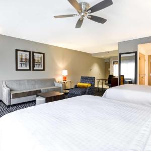 Studio Suite with Two Queen Beds - Hearing Access/Non-Smoking