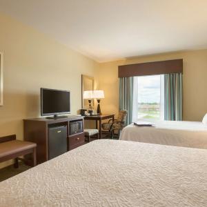 Room with Two Queen Beds - Non-Smoking