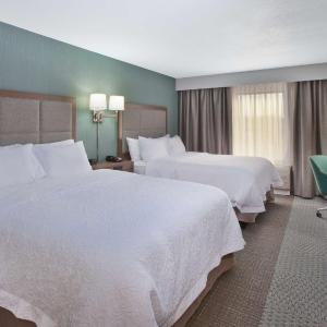 Queen Room with Two Queen Beds (4 Adults)