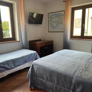 Small Triple Room