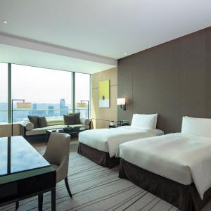 N2 Grand River View Twin