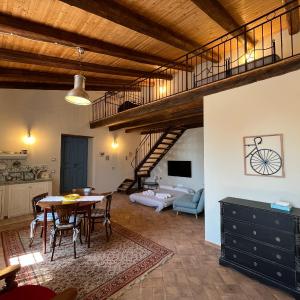 Apartment - Split Level