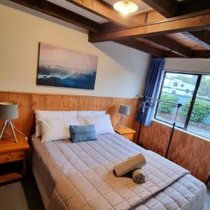 Economy Double Room with Shared Bathroom