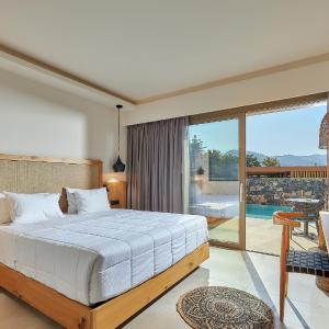 Junior Suite with Private Pool