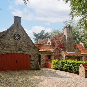 hotelImage