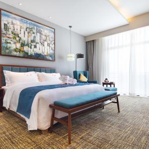 Double Room with Balcony (2 Adults + 1 Child)